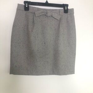 Loft outlet gray tweed bow waist skirt size 4